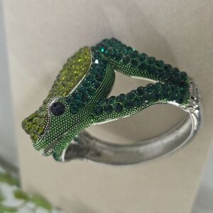 Silver Statement Bracelet Green Cubic Zirconia Frog Clamper Hinge